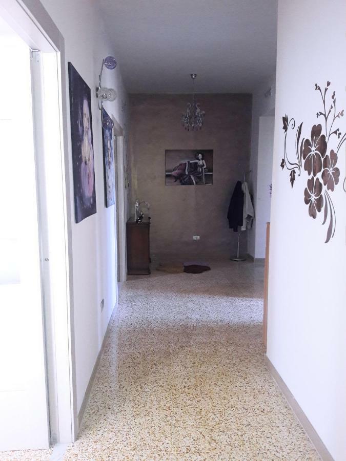 La Casa Di Giulia Daire Caserta Dış mekan fotoğraf